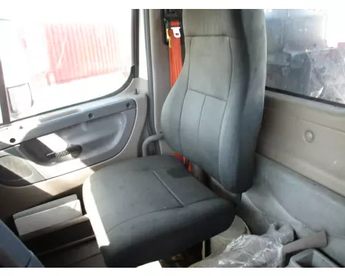 FREIGHTLINER CASCADIA 113 SEAT, FRONT