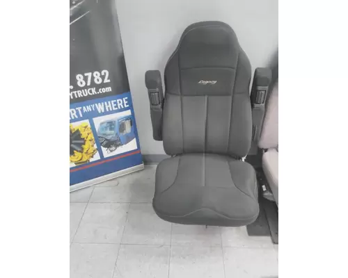FREIGHTLINER CASCADIA 113 SEAT, FRONT