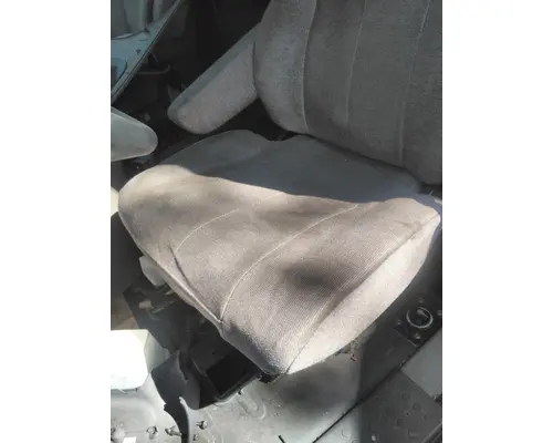 FREIGHTLINER CASCADIA 113 SEAT, FRONT