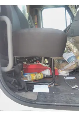 FREIGHTLINER CASCADIA 113 SEAT, FRONT