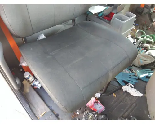 FREIGHTLINER CASCADIA 113 SEAT, FRONT