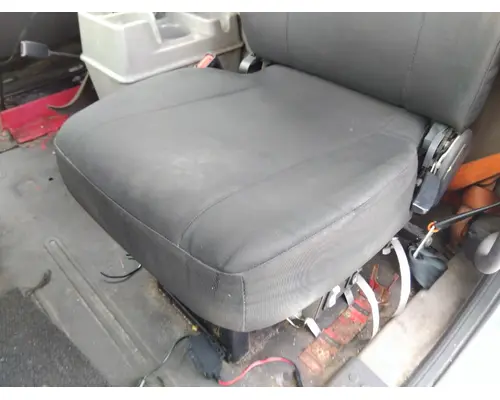 FREIGHTLINER CASCADIA 113 SEAT, FRONT