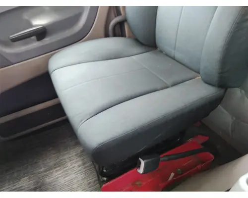 FREIGHTLINER CASCADIA 113 SEAT, FRONT