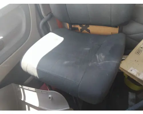 FREIGHTLINER CASCADIA 113 SEAT, FRONT