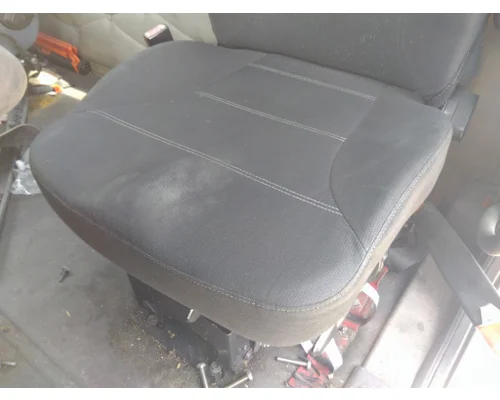 FREIGHTLINER CASCADIA 113 SEAT, FRONT