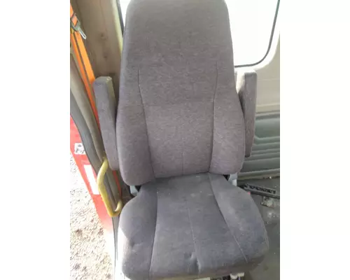 FREIGHTLINER CASCADIA 113 SEAT, FRONT