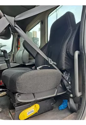 FREIGHTLINER CASCADIA 113 SEAT, FRONT