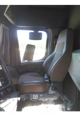 FREIGHTLINER CASCADIA 113 SEAT, FRONT