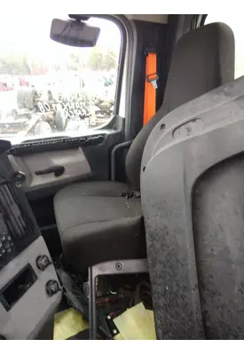 FREIGHTLINER CASCADIA 113 SEAT, FRONT