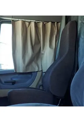 FREIGHTLINER CASCADIA 113 SEAT, FRONT