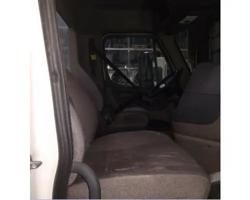 FREIGHTLINER CASCADIA 113 SEAT, FRONT