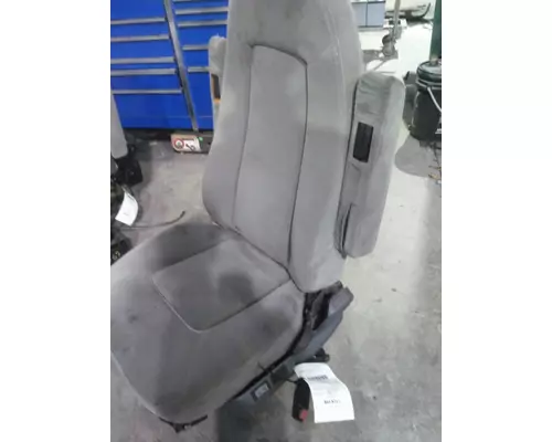 FREIGHTLINER CASCADIA 113 SEAT, FRONT