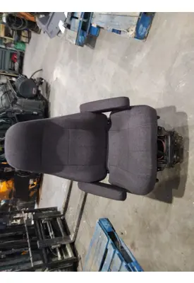 FREIGHTLINER CASCADIA 113 SEAT, FRONT