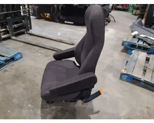 FREIGHTLINER CASCADIA 113 SEAT, FRONT