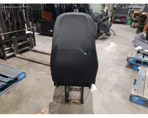 FREIGHTLINER CASCADIA 113 SEAT, FRONT