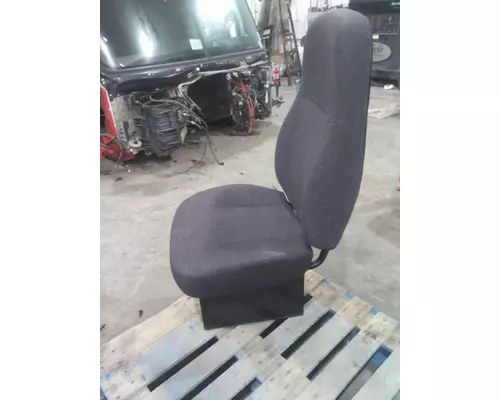 FREIGHTLINER CASCADIA 113 SEAT, FRONT