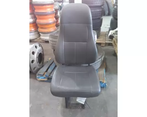 FREIGHTLINER CASCADIA 113 SEAT, FRONT