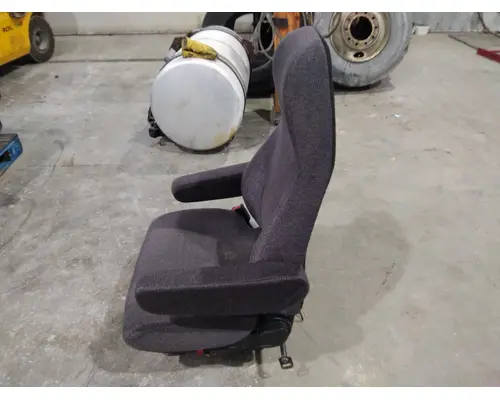 FREIGHTLINER CASCADIA 113 SEAT, FRONT