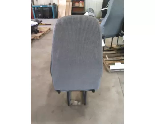 FREIGHTLINER CASCADIA 113 SEAT, FRONT