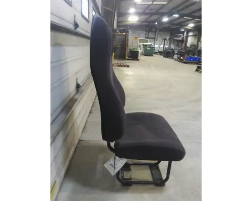 FREIGHTLINER CASCADIA 113 SEAT, FRONT