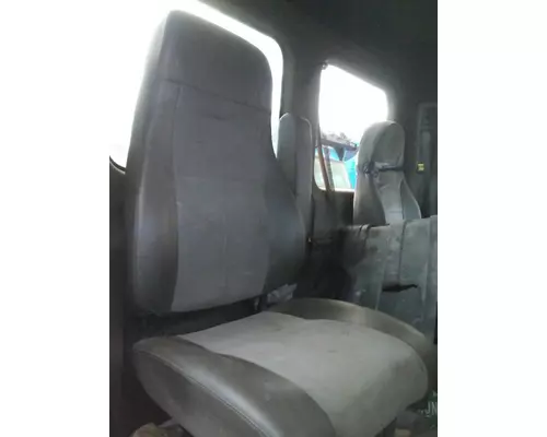 FREIGHTLINER CASCADIA 113 SEAT, FRONT