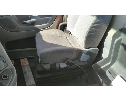 FREIGHTLINER CASCADIA 113 SEAT, FRONT