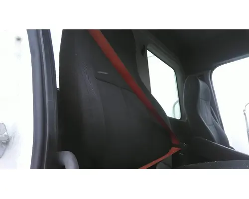 FREIGHTLINER CASCADIA 113 SEAT, FRONT