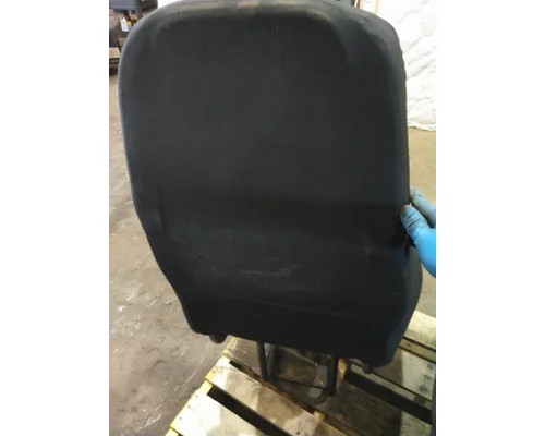 FREIGHTLINER CASCADIA 113 SEAT, FRONT