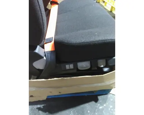 FREIGHTLINER CASCADIA 113 SEAT, FRONT