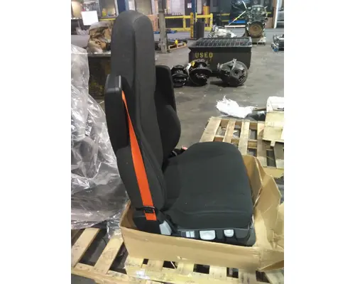 FREIGHTLINER CASCADIA 113 SEAT, FRONT