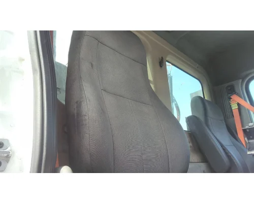 FREIGHTLINER CASCADIA 113 SEAT, FRONT