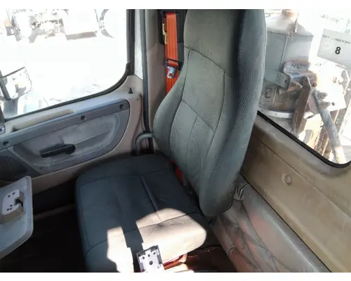 FREIGHTLINER CASCADIA 113 SEAT, FRONT