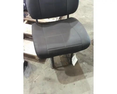 FREIGHTLINER CASCADIA 113 SEAT, FRONT
