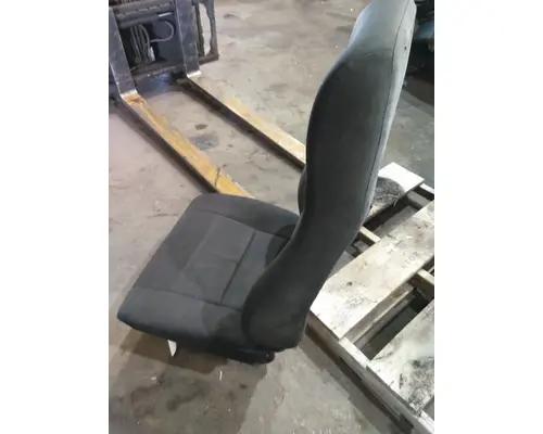 FREIGHTLINER CASCADIA 113 SEAT, FRONT