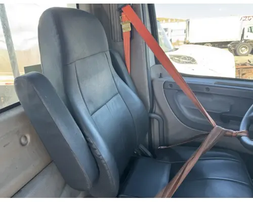 FREIGHTLINER CASCADIA 113 SEAT, FRONT