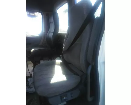 FREIGHTLINER CASCADIA 113 SEAT, FRONT