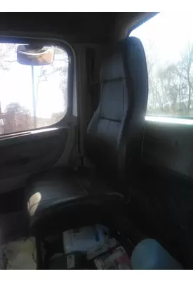 FREIGHTLINER CASCADIA 113 SEAT, FRONT