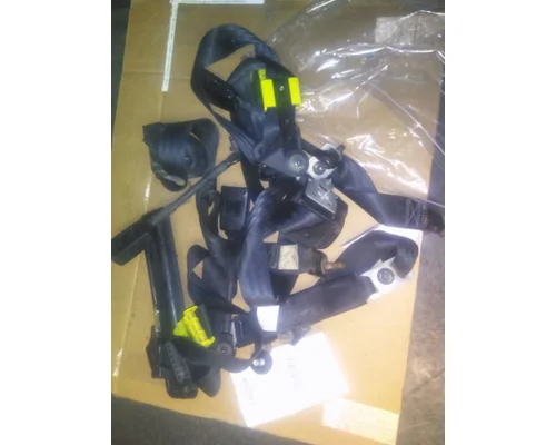 FREIGHTLINER CASCADIA 113 SEAT BELT HARNESS