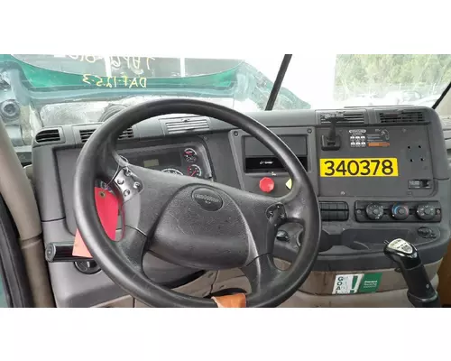 FREIGHTLINER CASCADIA 113 STEERING WHEEL