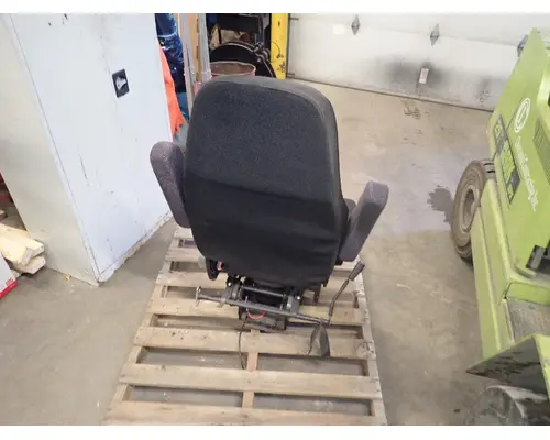 FREIGHTLINER CASCADIA 113 Seat, Front