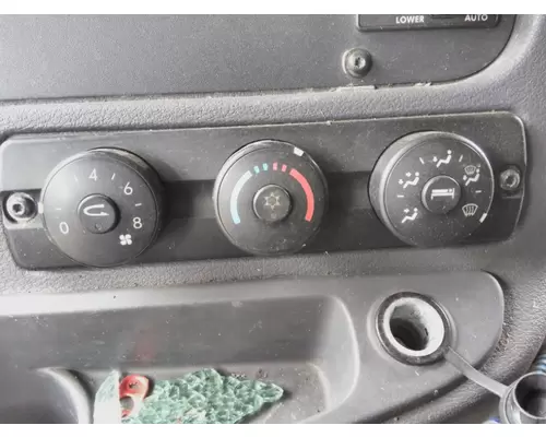 FREIGHTLINER CASCADIA 113 TEMPERATURE CONTROL