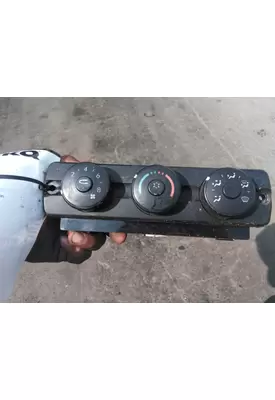 FREIGHTLINER CASCADIA 113 TEMPERATURE CONTROL