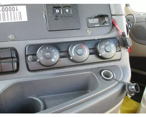 FREIGHTLINER CASCADIA 113 TEMPERATURE CONTROL