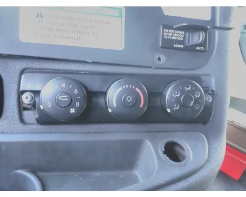 FREIGHTLINER CASCADIA 113 TEMPERATURE CONTROL