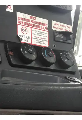 FREIGHTLINER CASCADIA 113 TEMPERATURE CONTROL