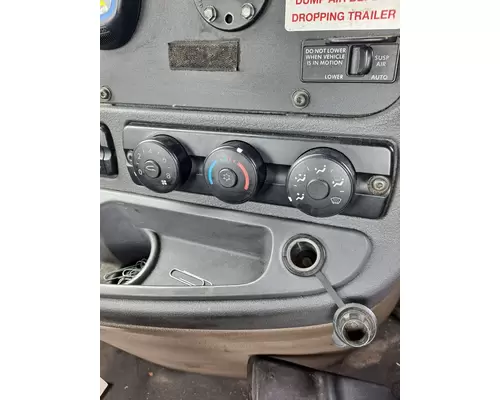 FREIGHTLINER CASCADIA 113 TEMPERATURE CONTROL