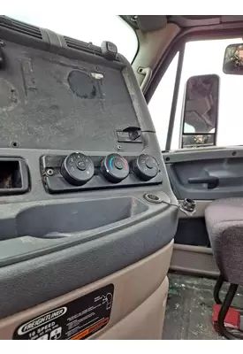 FREIGHTLINER CASCADIA 113 TEMPERATURE CONTROL