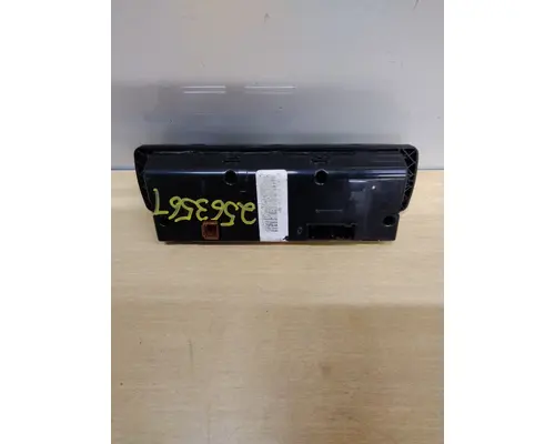 FREIGHTLINER CASCADIA 113 TEMPERATURE CONTROL