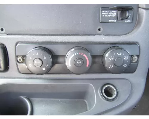 FREIGHTLINER CASCADIA 113 TEMPERATURE CONTROL