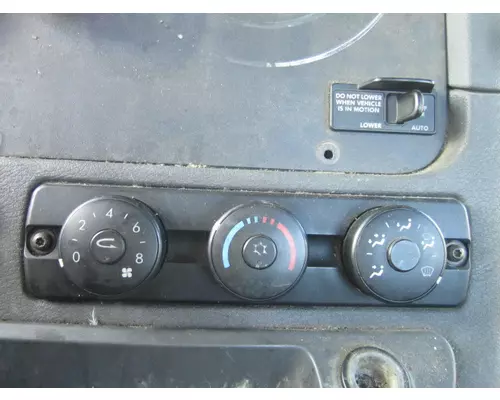 FREIGHTLINER CASCADIA 113 TEMPERATURE CONTROL